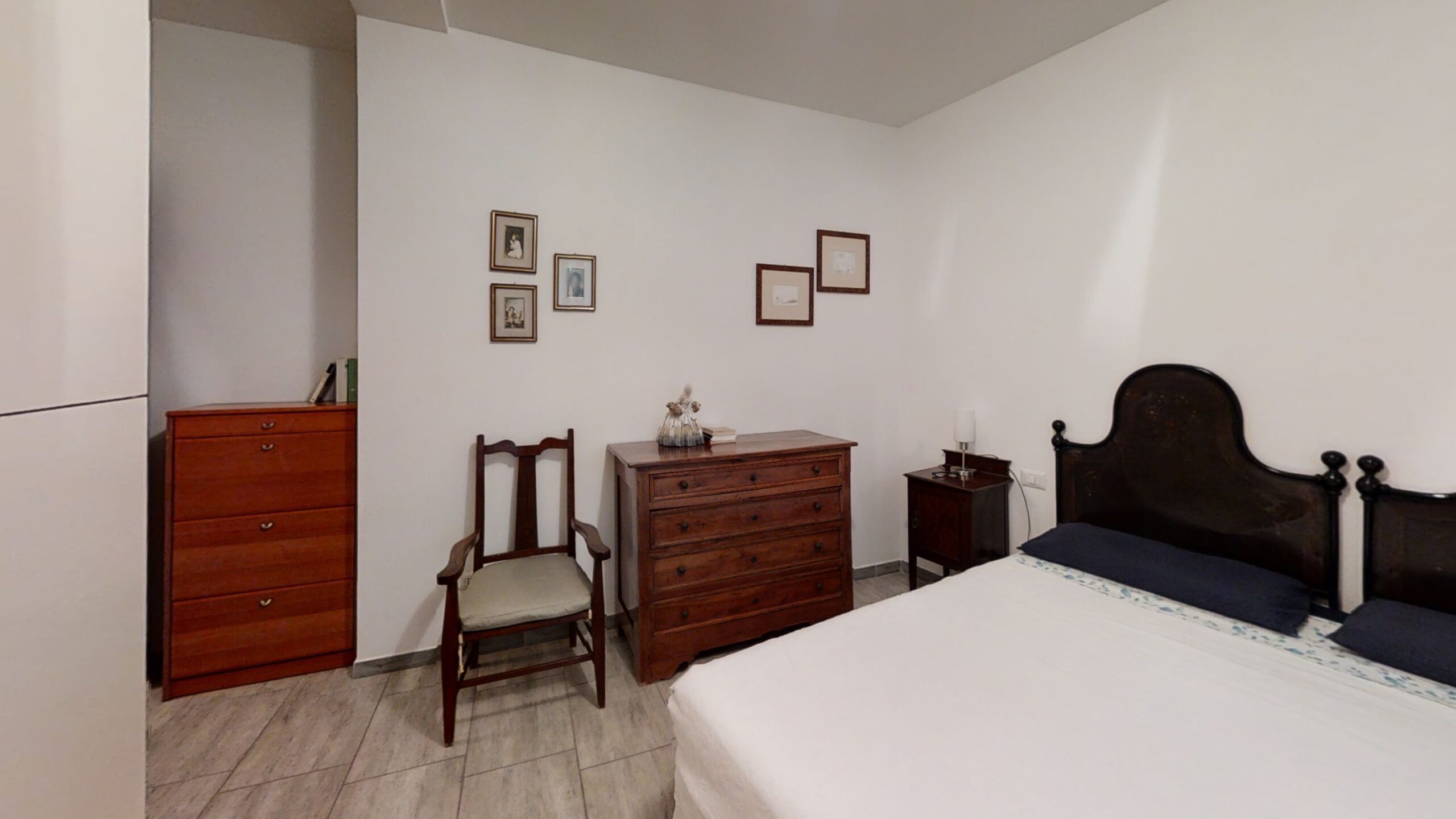 Cristiana-De-Maria-Agente-Immobiliare-Remax-Incontro-Bedroom(5)